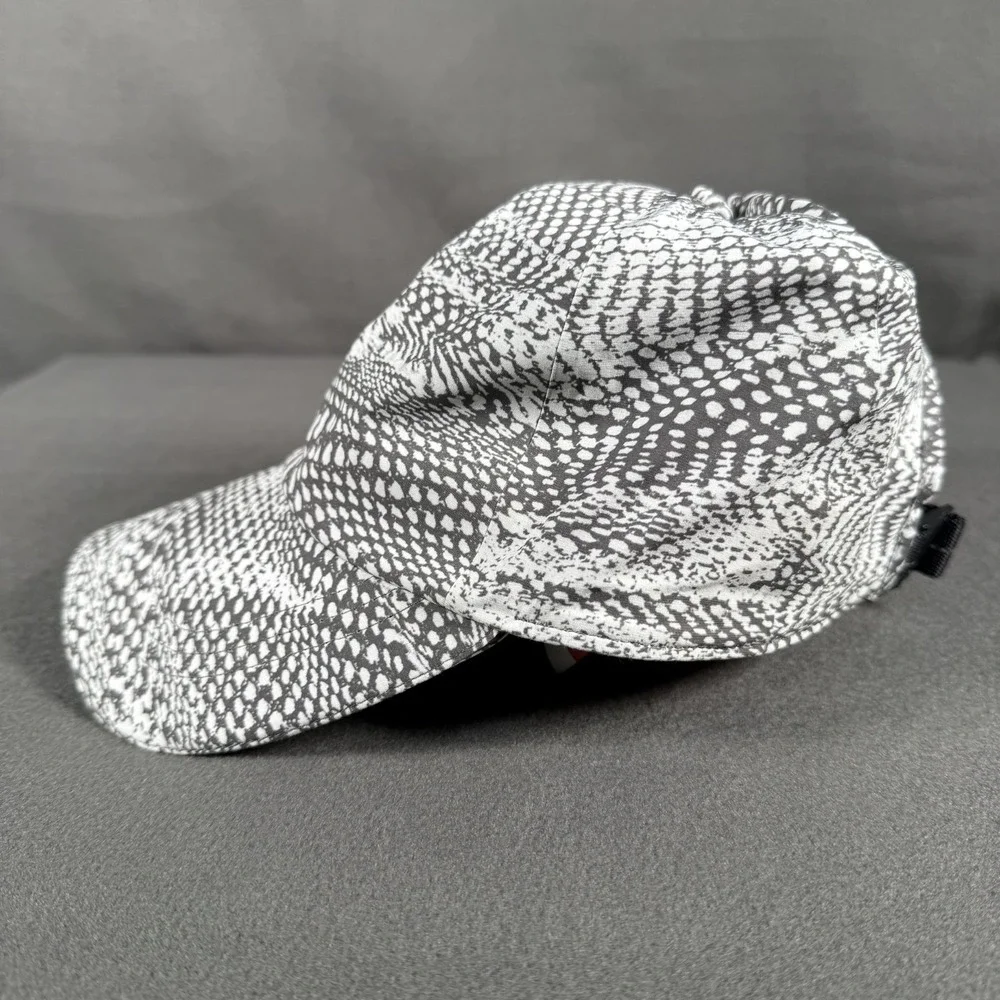 Lululemon Days Shade Water-Repellent Ball Cap‎ Mens Snakeskin Strapback Outdoor